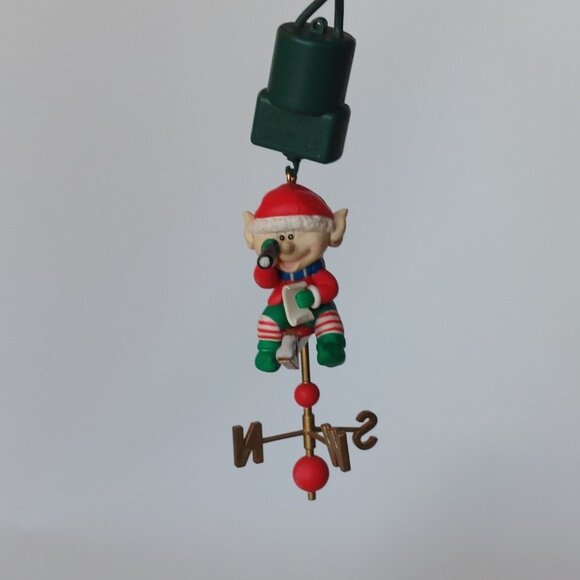 VINTAGE NOMA Ornamotion Elf Weather vein Rotating Christmas Ornament w Box - Picture 6 of 11